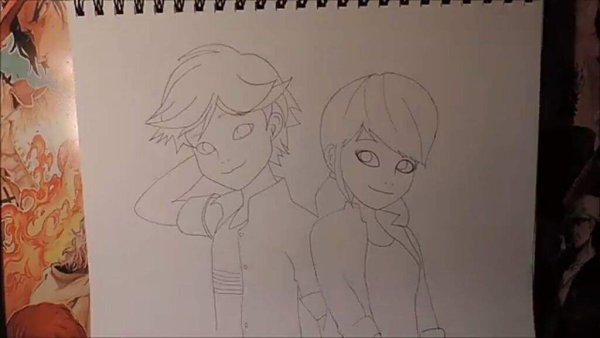 Эдриан и Маринетт для рисования