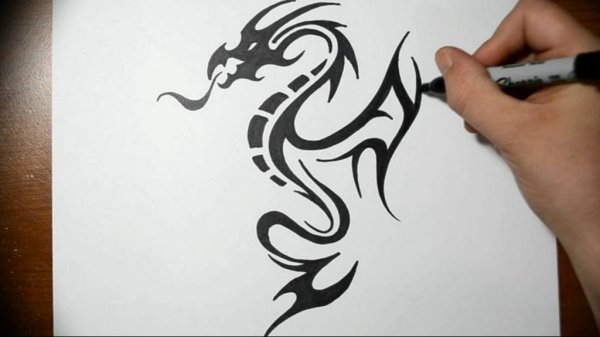 Дракон маркером черным