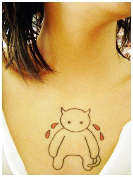 Тату маленькая легкая кошка