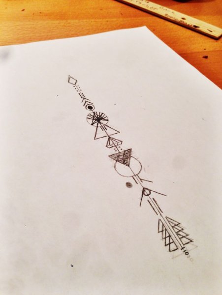 Тату ручкой на спине