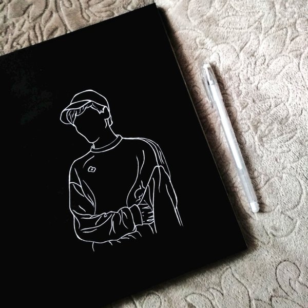 Скетчбук белой ручкой