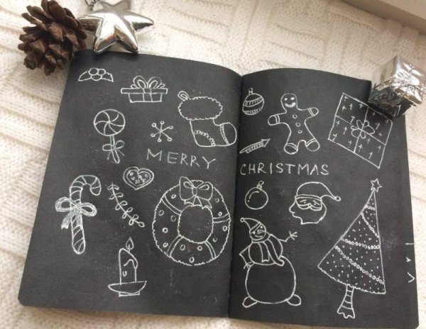 Рисунки в черном блокноте