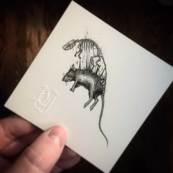 Белой ручкой на черной бумаге