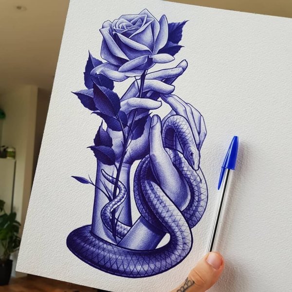 Змея с ручками