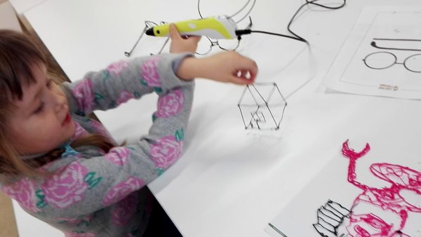 Рисование 3д ручкой домик