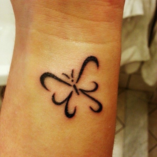 Маленькие татухи на руке ручкой легко