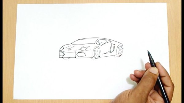 Машина карандашом на лист