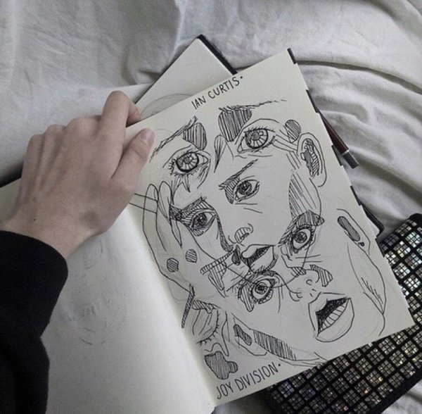 Скет чбок чёрной ручкой