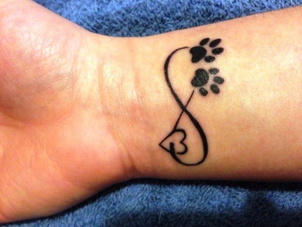 Тату хной самолет