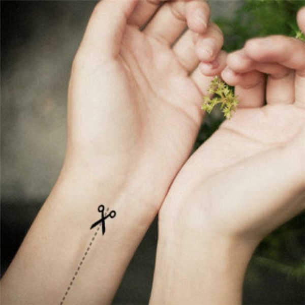 Красивые знаки на руках