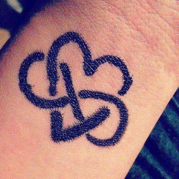 Красивые татушки ручкой