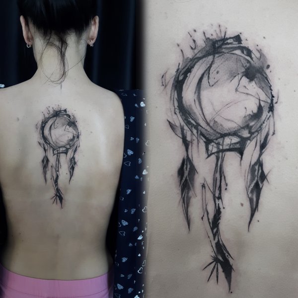 Тату одной линией для девушек