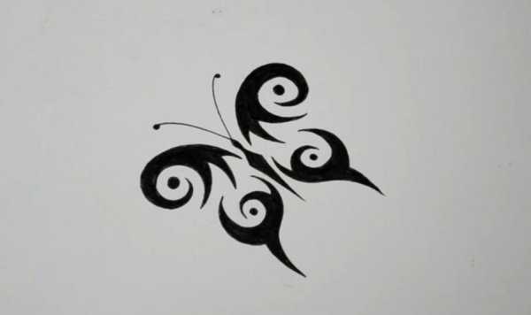 Красивые узоры чёрным фломастером