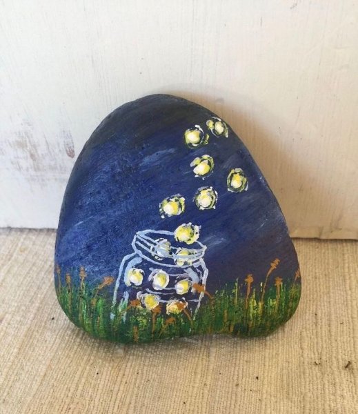 Рисование на гальке акрилом