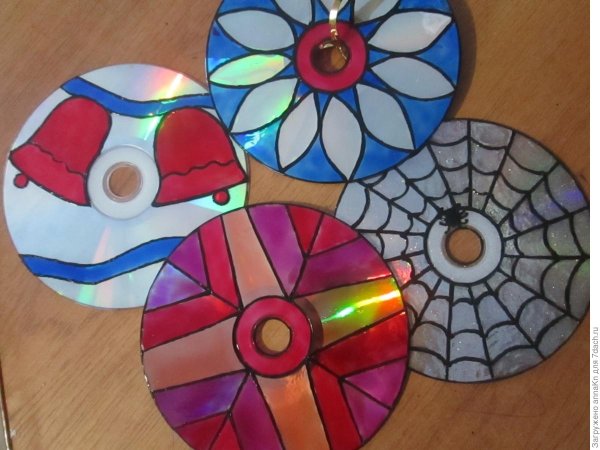Поделки на дисках