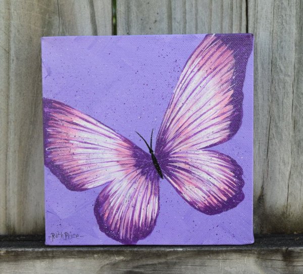Бабочка акриловыми красками на холсте