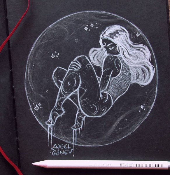 Рисунки на чёрной бумаге белой ручкой