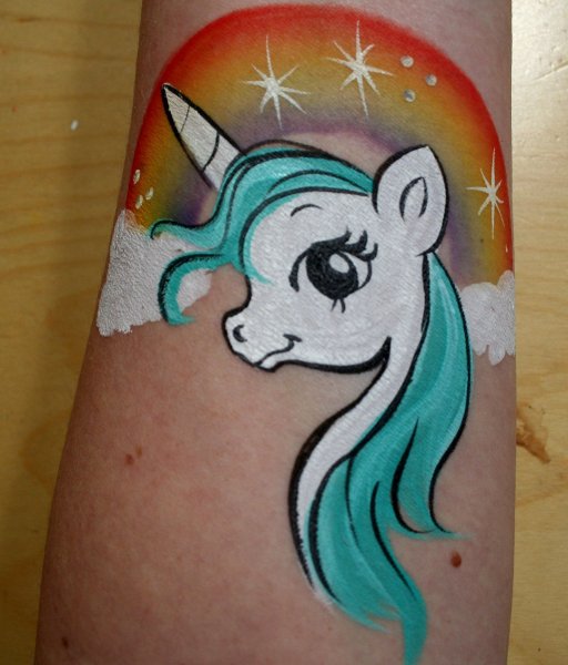 Аквагрим на руке для девочек