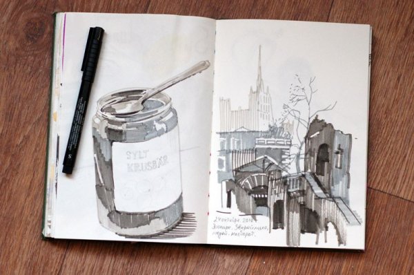 Блокнот для скетчинга с эскизами