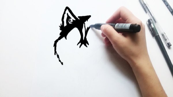 Рисунки перманентным маркером черным