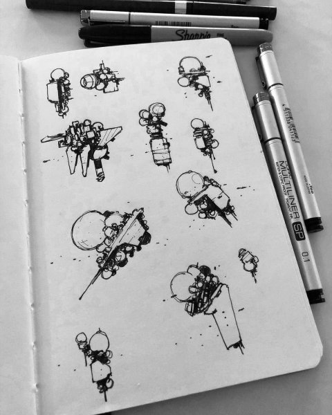 Маленькие скетчи черной ручкой