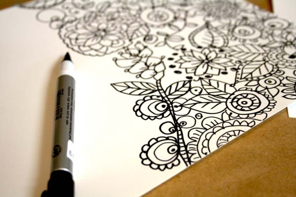 Узоры черным маркером