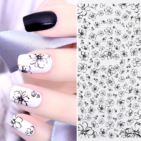 Маникюр на короткие ногти с котиками