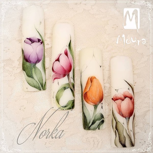 Маникюр акварельными красками