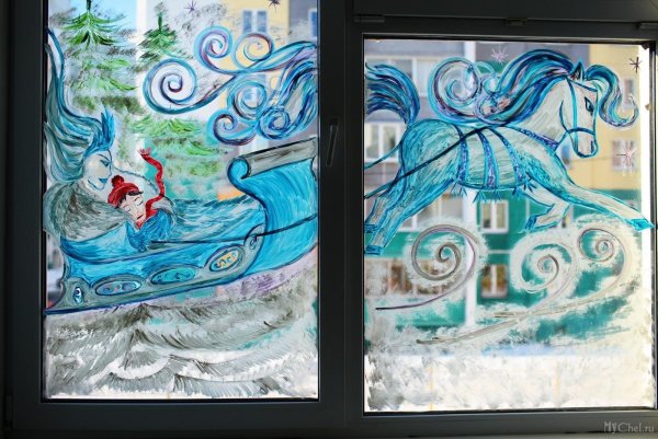 Роспись окон домики