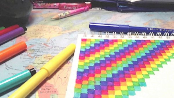 Радужные рисунки маркерами