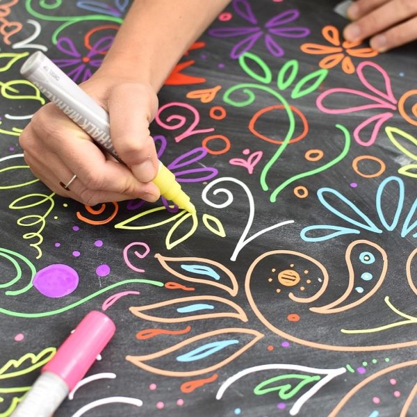 Рисунки фломастером на доске