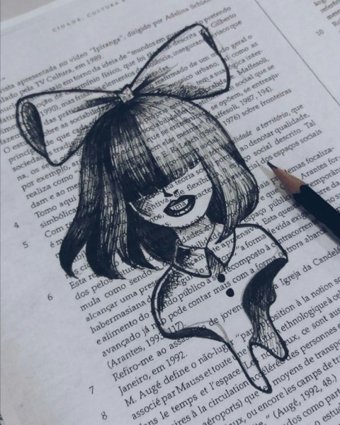 Зарисовки ручкой в тетради