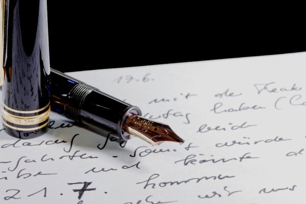 Почерк перьевой ручкой