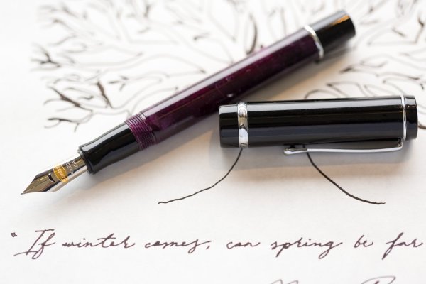 Перьевая ручка для рисования