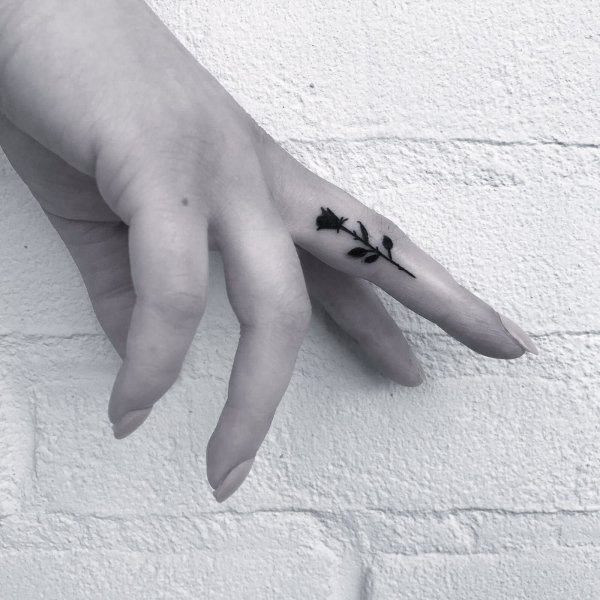 Эскизы на пальцы