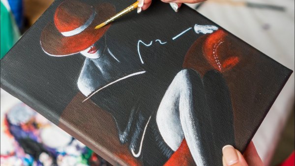 Силуэт лошади акрилом на холсте