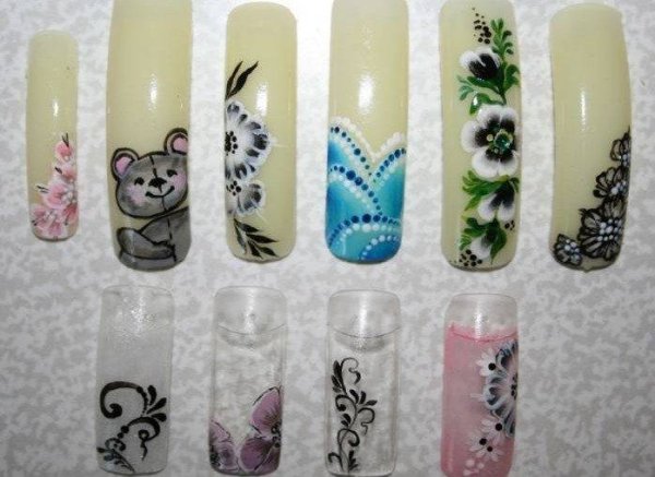 Красивый узор на типсах лёгкий