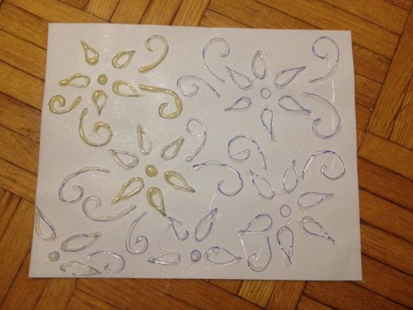 Рисование горячим клеем