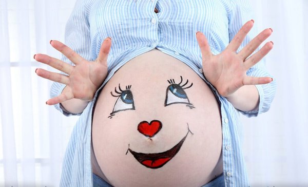 Рисунки на животе у беременных