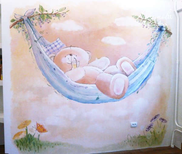 Рисование на стене в квартире