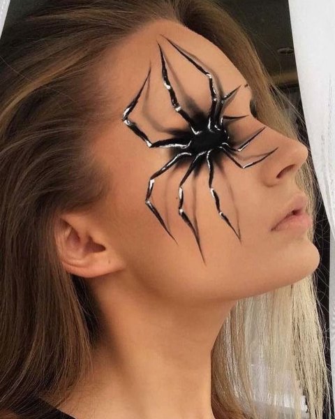 Аквагрим паук на лице