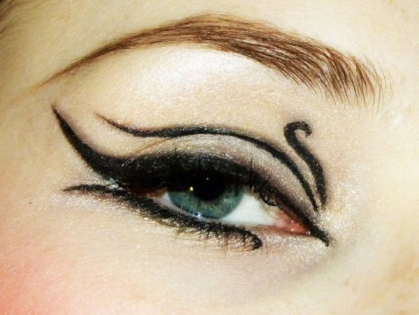 Египетские стрелки на глазах