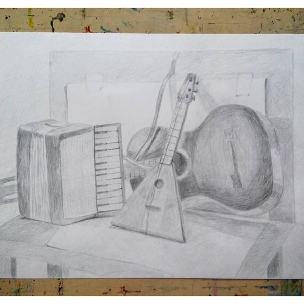 Музыкальный натюрморт карандашом