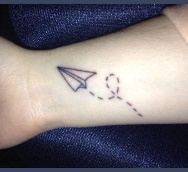 Красивые лёгкие тату ручкой