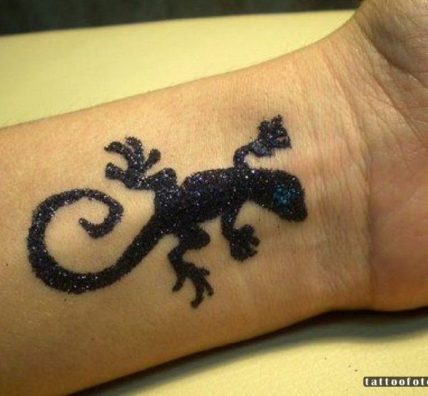 Ультрафиолетовые тату