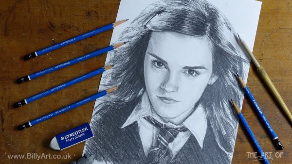 Портрет Эммы Уотсон цветной