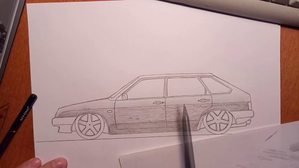ВАЗ 2114 карандашом сбоку