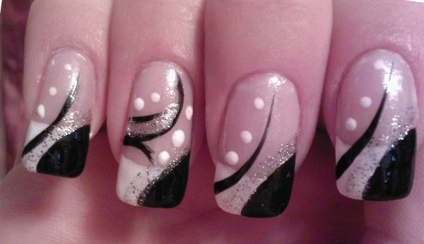 Рисунки на ногти красиво