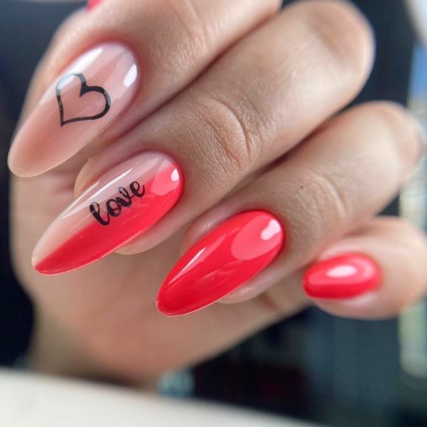 Маникюр Весна на миндалевидных ногтях