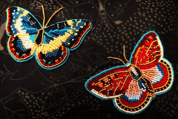 Вышивка пайетками бабочка